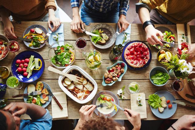 Family Dinner is Important to a Healthy Mouth - Just for Kids | Pediatric  dentistry
