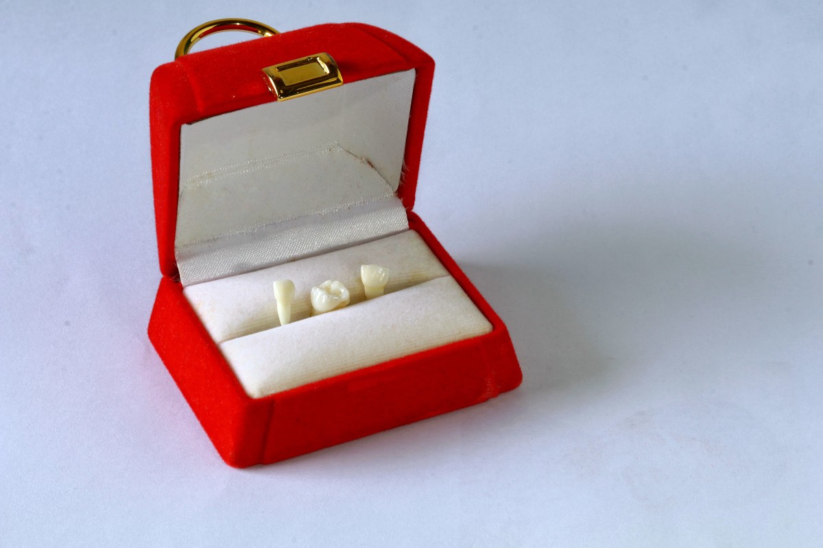 Fun Details About the Tooth Fairy Fun Details About the Tooth Fairy